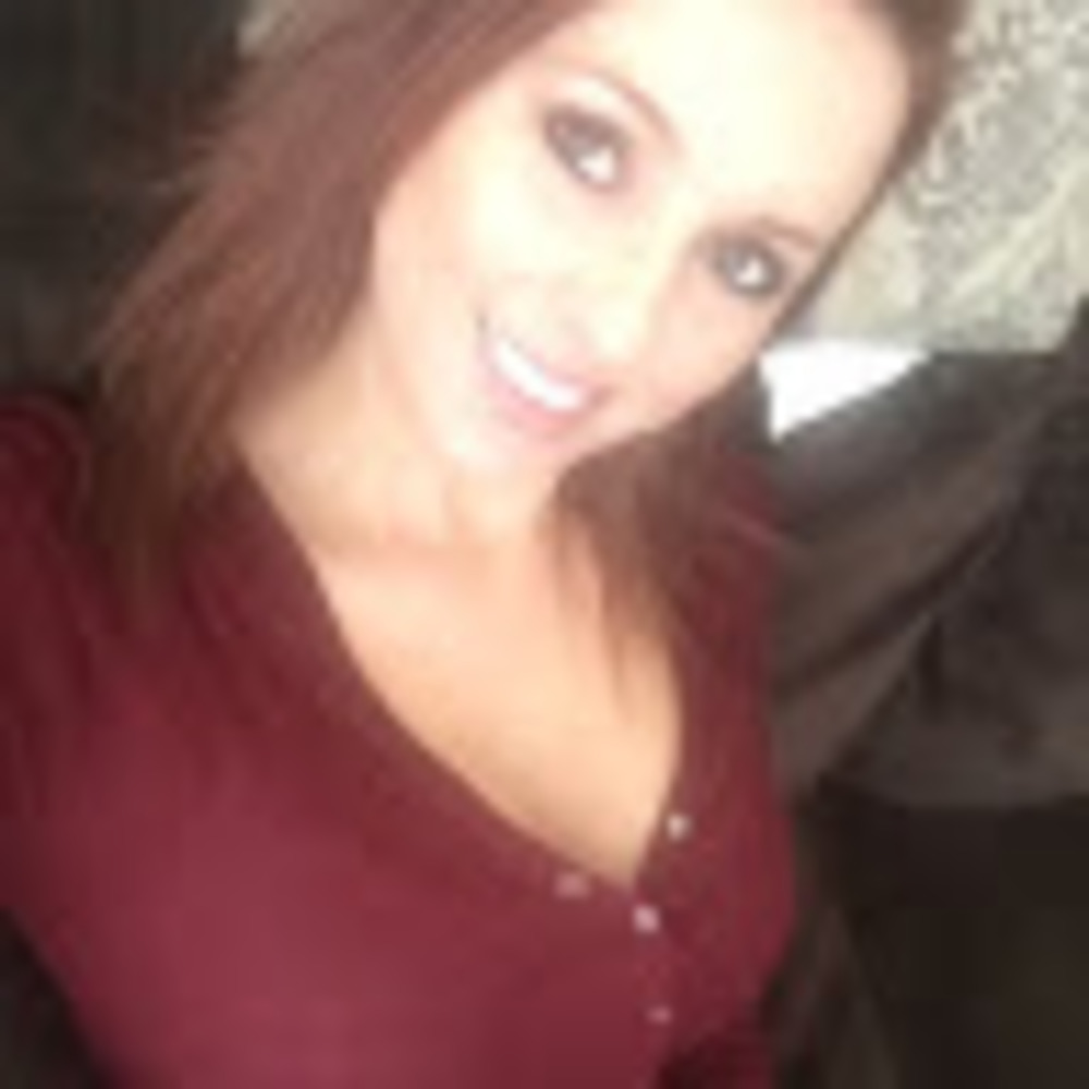 Meet your Posher, Hayley